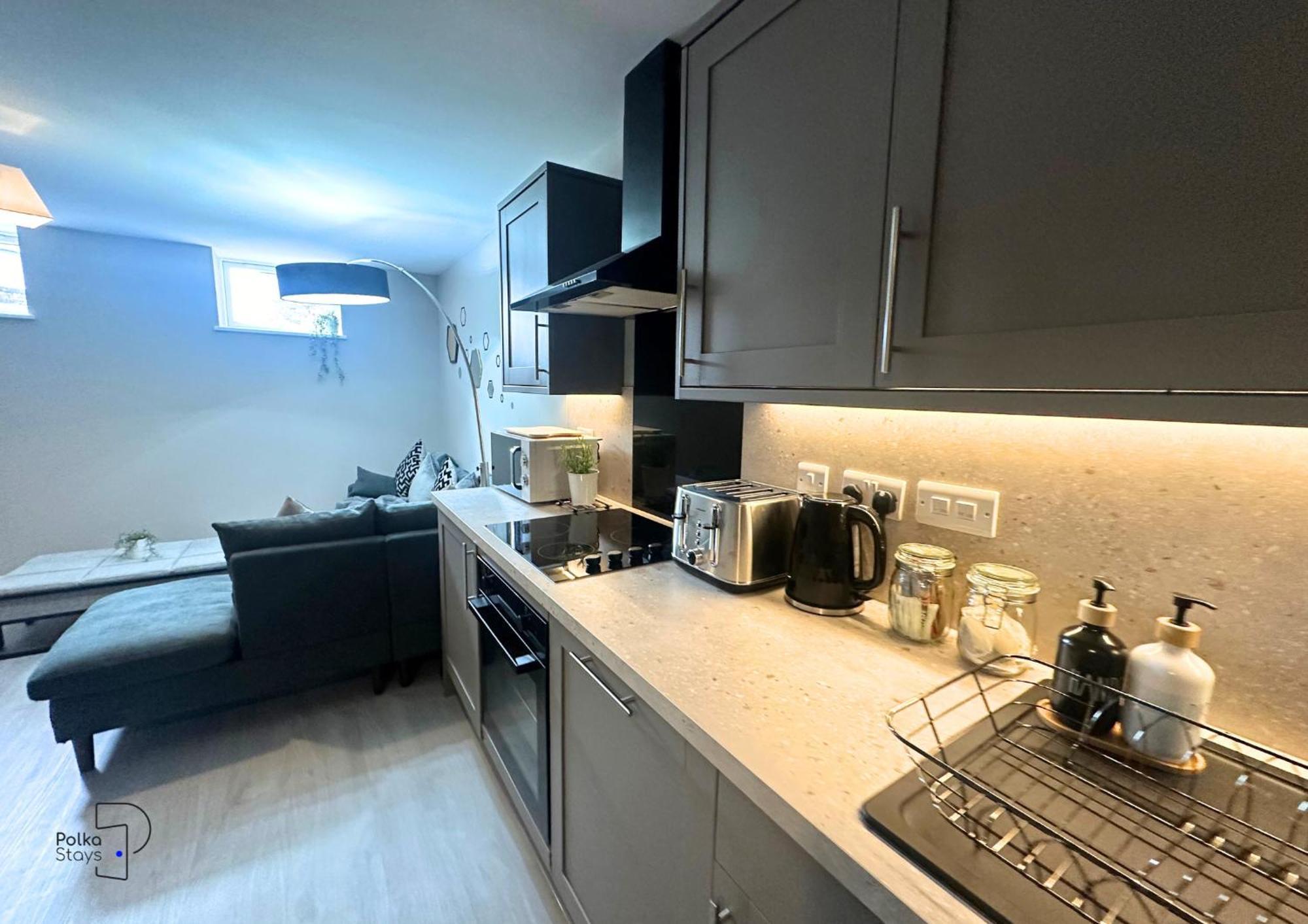 Hanley, Stoke - Modern Spacious Apartments By Polkastays Екстериор снимка