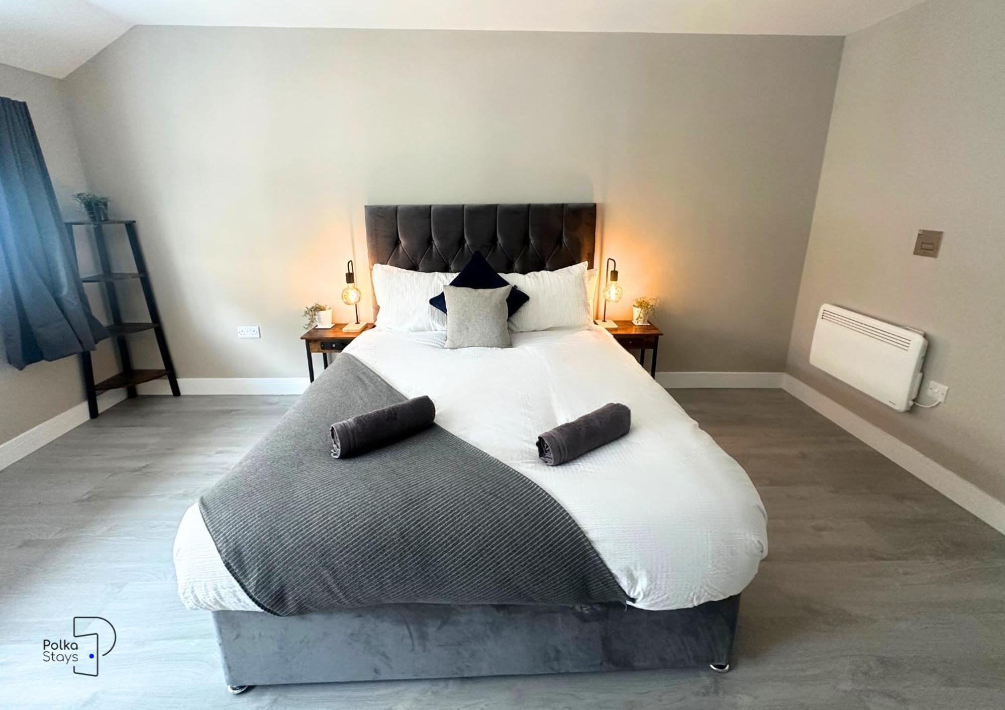 Hanley, Stoke - Modern Spacious Apartments By Polkastays Екстериор снимка