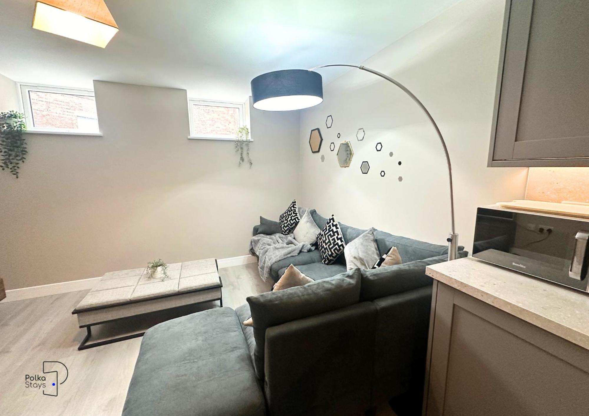 Hanley, Stoke - Modern Spacious Apartments By Polkastays Екстериор снимка