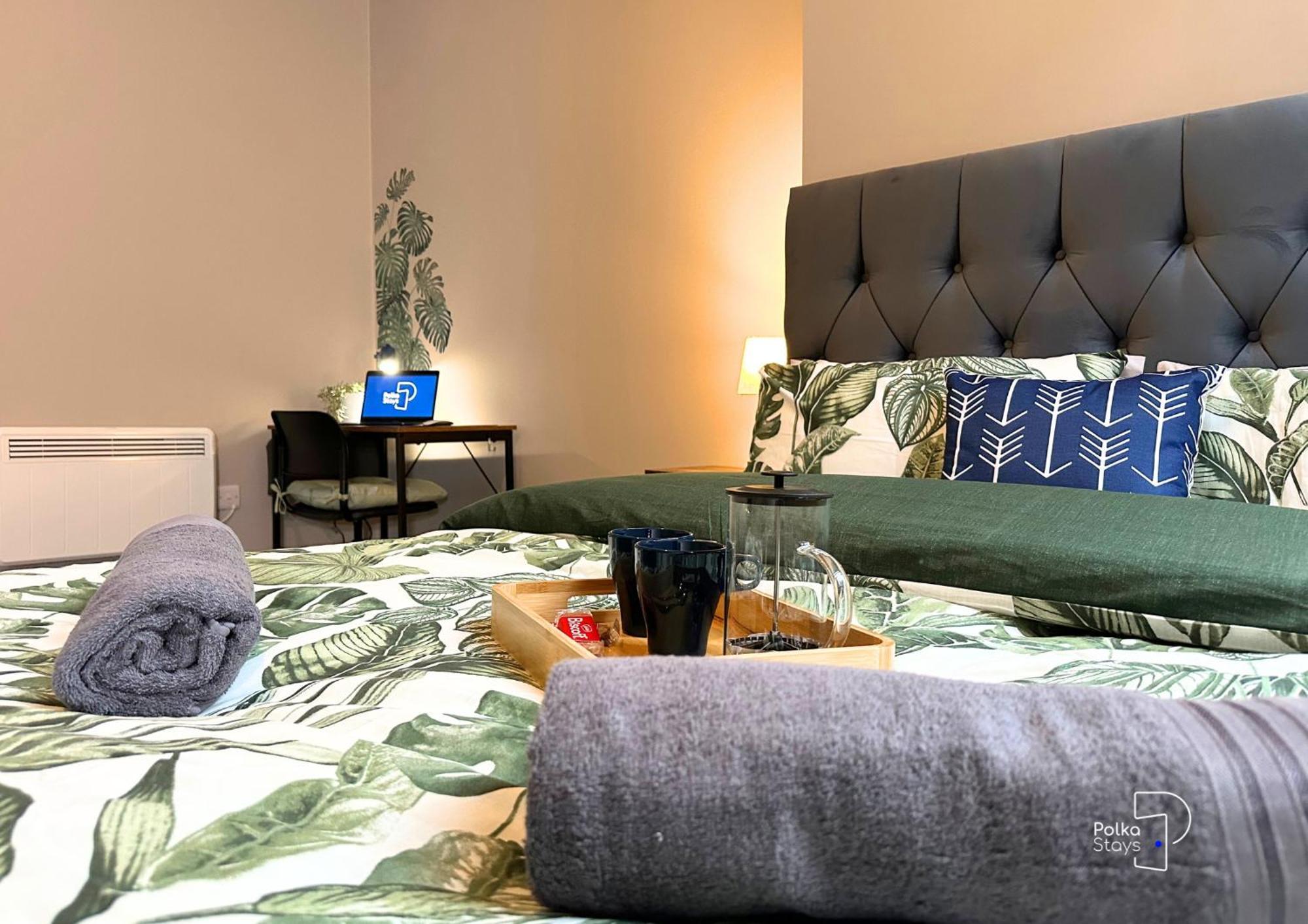 Hanley, Stoke - Modern Spacious Apartments By Polkastays Екстериор снимка