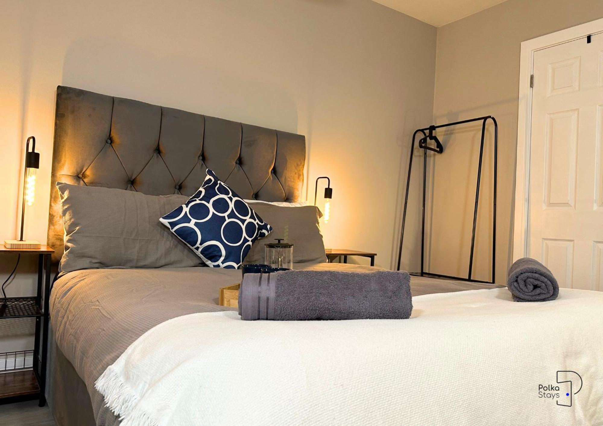Hanley, Stoke - Modern Spacious Apartments By Polkastays Екстериор снимка