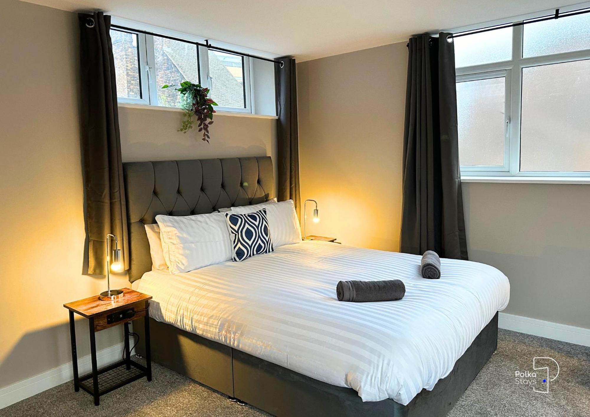 Hanley, Stoke - Modern Spacious Apartments By Polkastays Екстериор снимка
