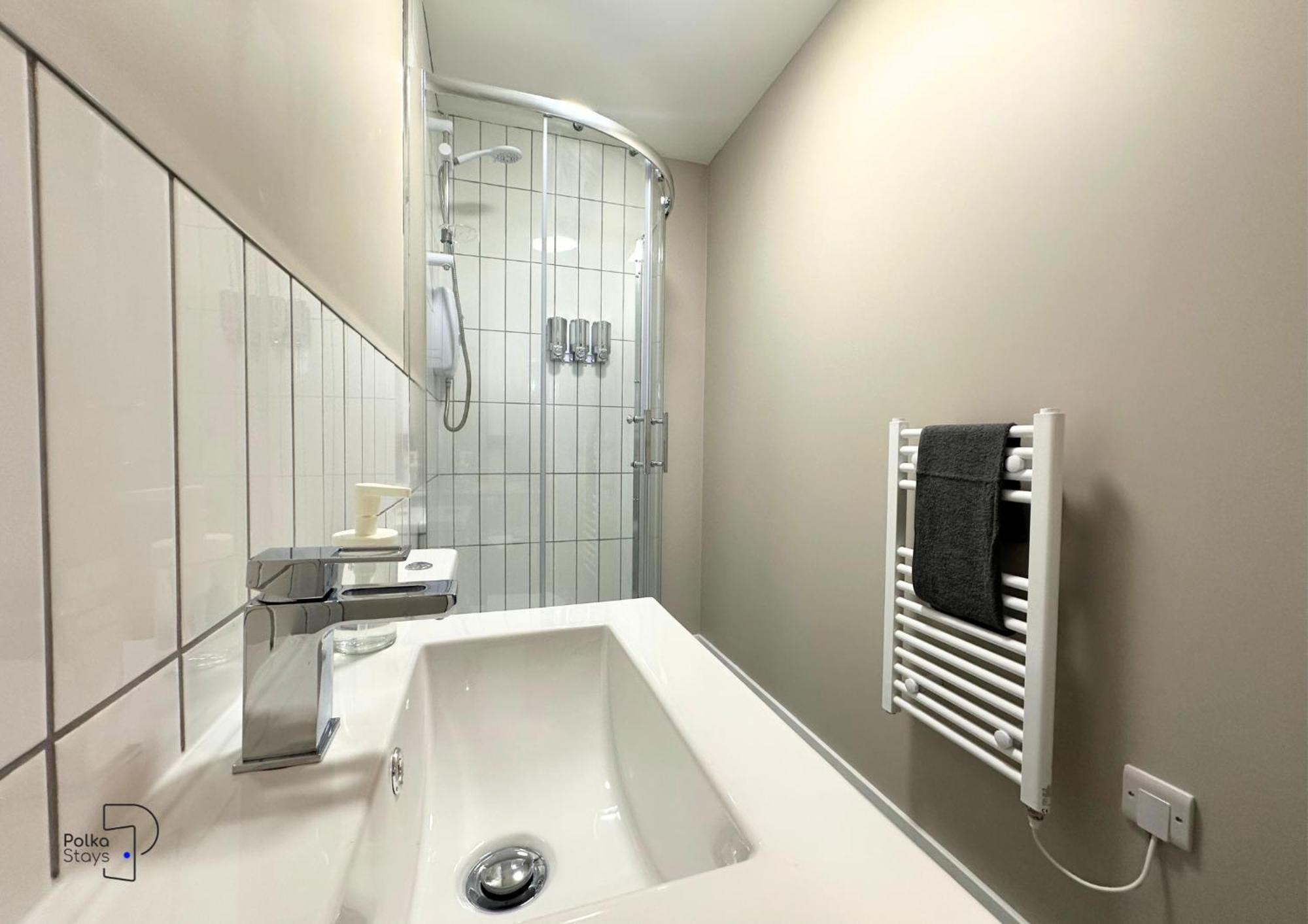 Hanley, Stoke - Modern Spacious Apartments By Polkastays Екстериор снимка